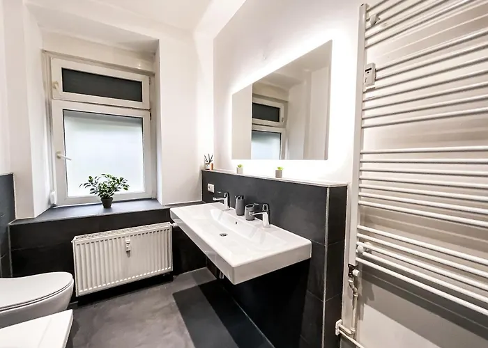 Moderne 3 Schlafzimmer Mit Modernem Bad, Kueche, Waschmaschine Und Trockner Apartmán *