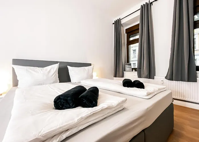 Moderne 3 Schlafzimmer Mit Modernem Bad, Kueche, Waschmaschine Und Trockner Лейпциг