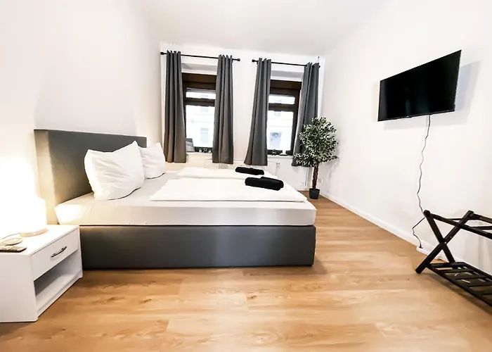 Apartamento Moderne 3 Schlafzimmer Mit Modernem Bad, Küche, Waschmaschine Und Trockner Leipzig