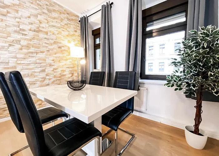 Moderne 3 Schlafzimmer Mit Modernem Bad, Kueche, Waschmaschine Und Trockner Апартаменты Лейпциг